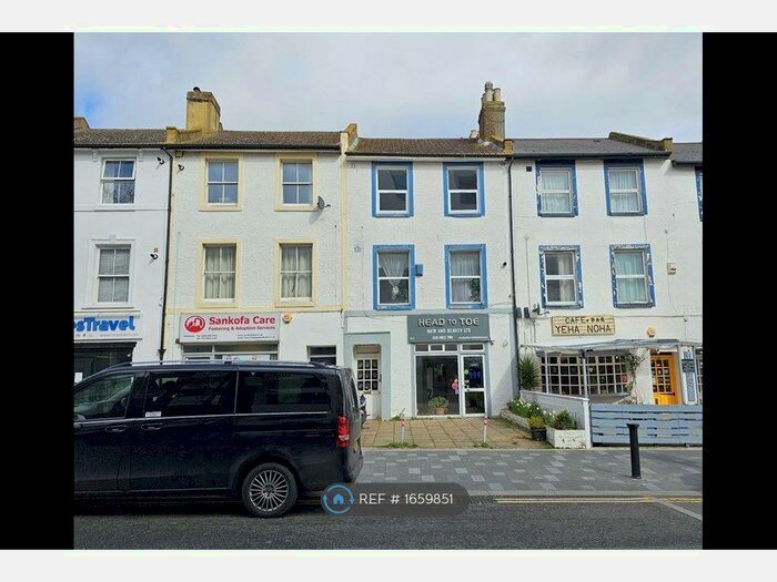 1 Bedroom Flat To Rent In Station Road, London, SE25