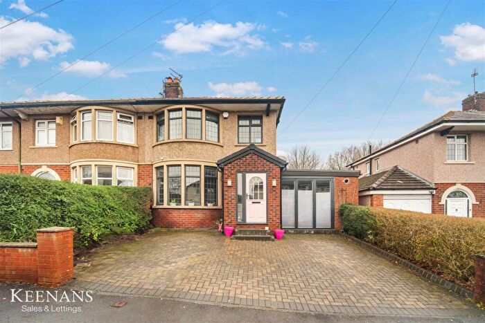 3 Bedroom Semi-Detached House For Sale In Willow Trees Drive, Blackburn, BB1