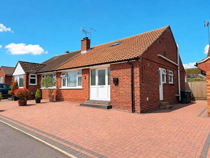 3 Bedroom Semi-Detached House For Sale In Edmund Street, Wingham, CT3