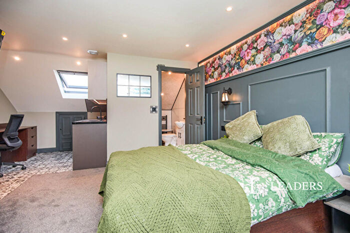 Studio To Rent In Gresham Road, Derby, Derbyshire, DE24
