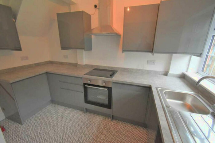 1 Bedroom Maisonette To Rent In Blackfen Parade, Blackfen Road, Sidcup, DA15