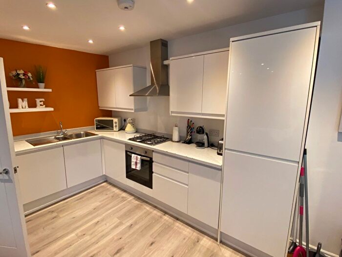 2 Bedroom Flat To Rent In Iverson Road, Kilburn, NW6