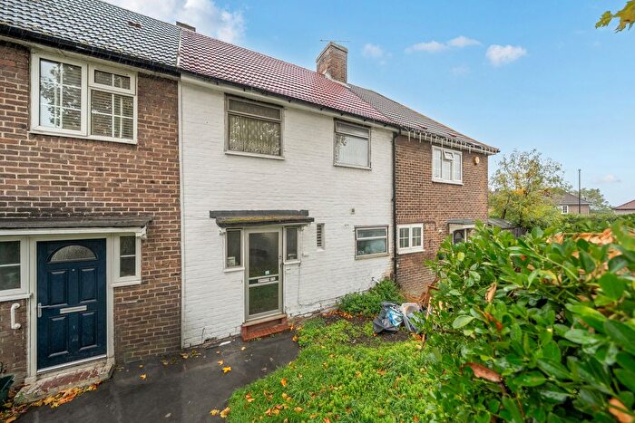 3 Bedroom Terraced House For Sale In Downham Way, Bromley, BR1
