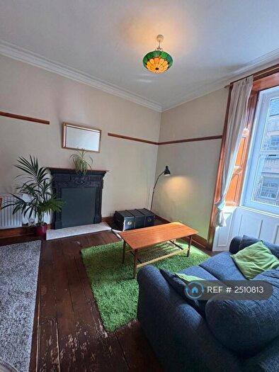 1 Bedroom Flat To Rent In Waverley Park, Edinburgh, EH8