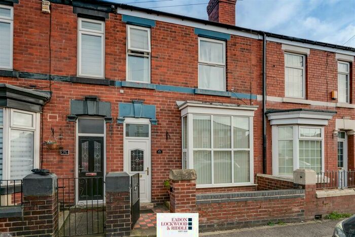 3 Bedroom Terraced House For Sale In Queen Street, Swinton, Mexborough, S64