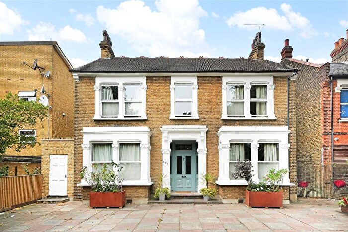 1 Bedroom Property To Rent In New Wanstead, Wanstead, London, E11