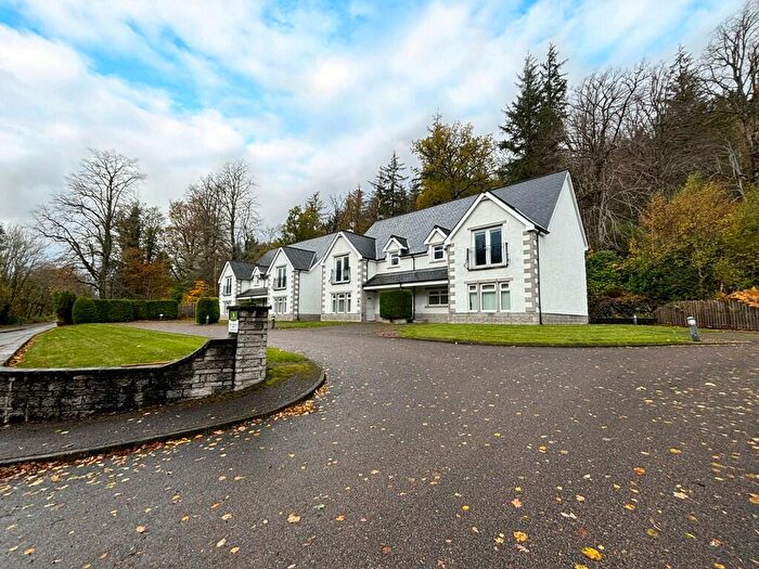 2 Bedroom Apartment For Sale In River Court, Invergarry, PH35