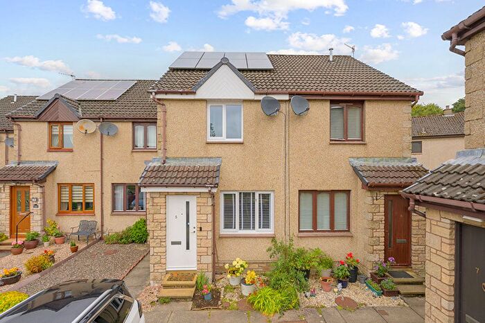 2 Bedroom Terraced House For Sale In Sandport Close, Kinross, KY13