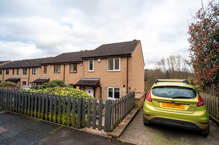 2 Bedroom End Terrace House For Sale In The Paddock, Earlsheaton, WF12
