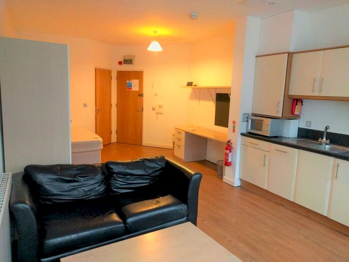 Studio To Rent In The Kingsway, Portland House, City Centre, Swansea, SA1