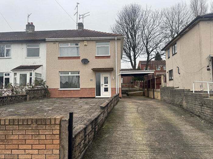 3 Bedroom Semi Detached House To Rent In Oak Grove, Conisbrough, Doncaster, DN12