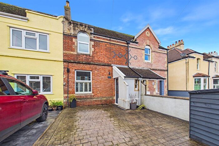 2 Bedroom Terraced House For Sale In Strode Road, Clevedon, BS21