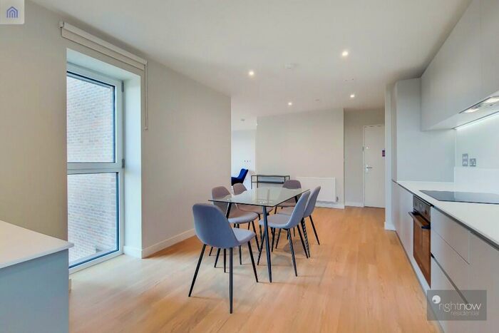 4 Bedroom Cluster House To Rent In , SY18