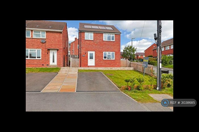 2 Bedroom Detached House To Rent In Cobnar Drive, Chesterfield, S41