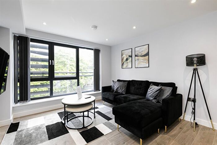 2 Bedroom Flat To Rent In The Hyde, Hendon, NW9