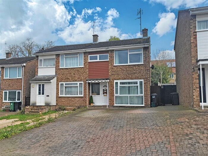 3 Bedroom Semi-Detached House For Sale In Capel Road, Rayne, Braintree, CM77