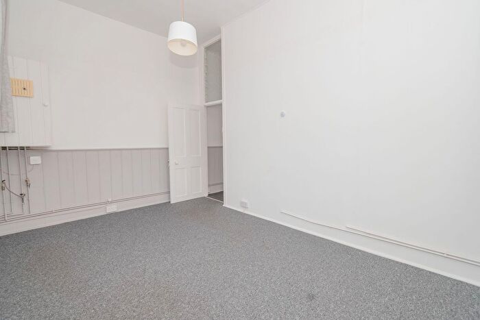 1 Bedroom Flat To Rent In High Street, Ramsgate, CT11