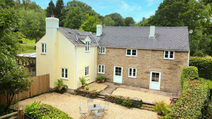 3 Bedroom Semi-Detached House For Sale In Joyford Hill, Berry Hill, Coleford, GL16