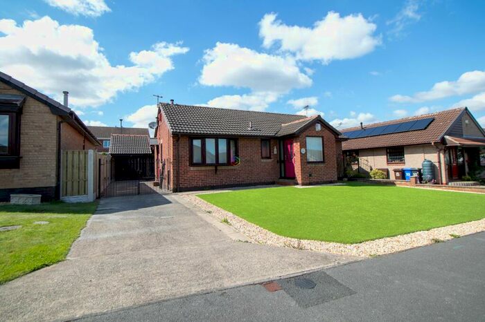 2 Bedroom Detached Bungalow To Rent In Elcroft Gardens, Beighton, S20