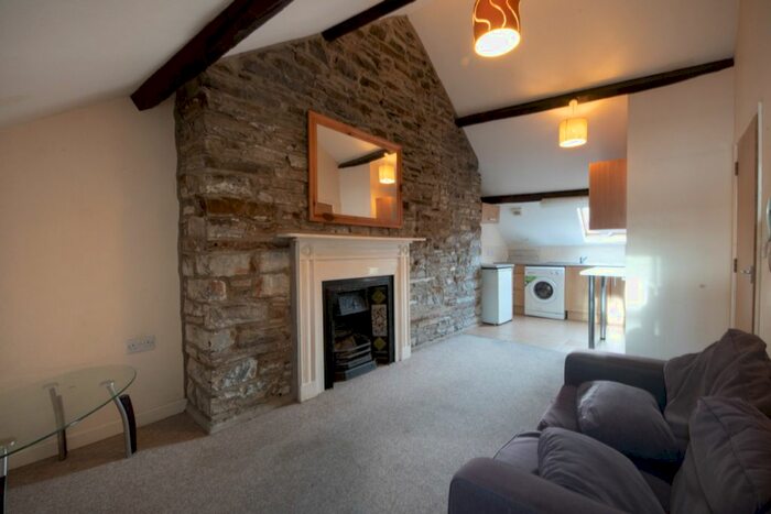 1 Bedroom Flat To Rent In Eastgate, Aberystwyth, SY23