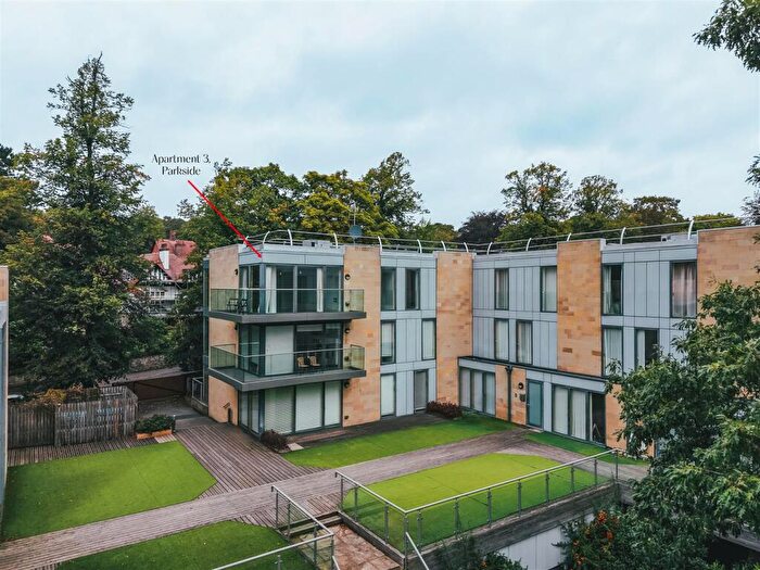 2 Bedroom Apartment For Sale In Riverdale Road, Sheffield, S10