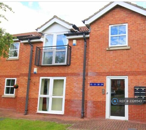 2 Bedroom Flat To Rent In Cheltenham Court, Darlington, DL2
