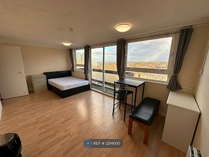 Studio To Rent In Grange Vale, Sutton, SM2