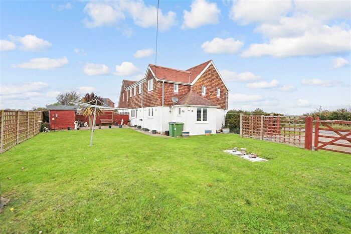 4 Bedroom Semi-Detached House For Sale In Ivychurch, Kent, TN29