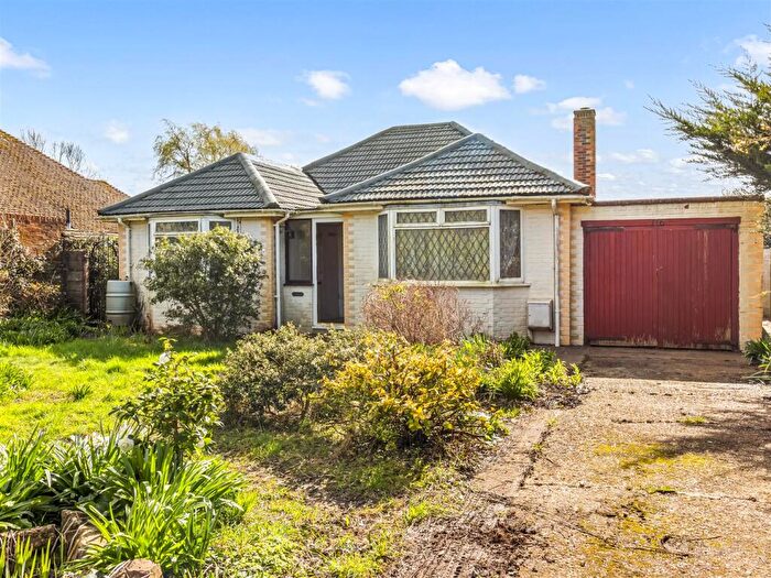 3 Bedroom Detached Bungalow For Sale In Littlehampton Road, Ferring, Worthing, BN12