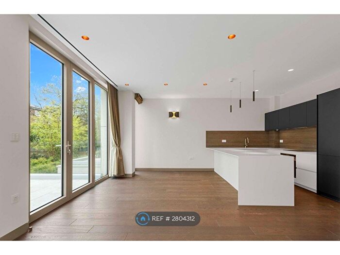 2 Bedroom Flat To Rent In Lancaster Grove, London, NW3