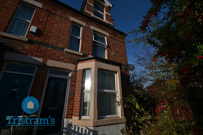 4 Bedroom Semi-Detached House To Rent In Lower Road, Beeston, NG9