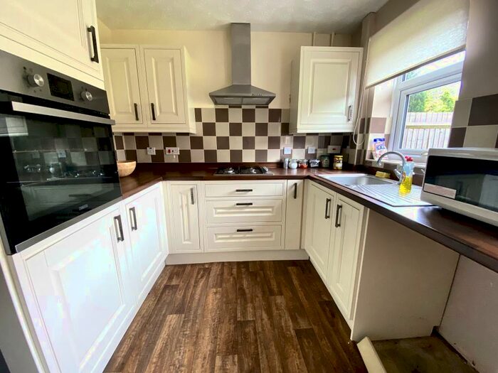 3 Bedroom House To Rent In Mariner Avenue, Birmingham, B16