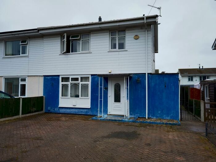 5 Bedroom Semi-Detached House To Rent In Truman Close, Norwich, NR5