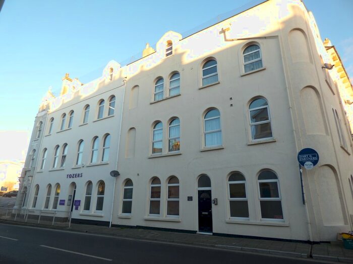 1 Bedroom Flat To Rent In 4 Orchard Gardens, Teignmouth, Devon TQ14