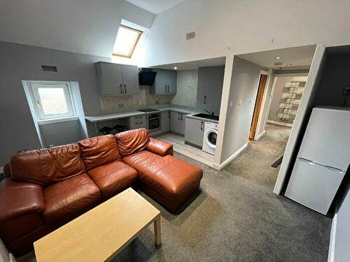 1 Bedroom Flat To Rent In King Street, Inverkeithing, KY11