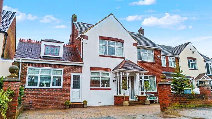 5 Bedroom Detached House For Sale In Woodlands View, Cleadon Village, SR6