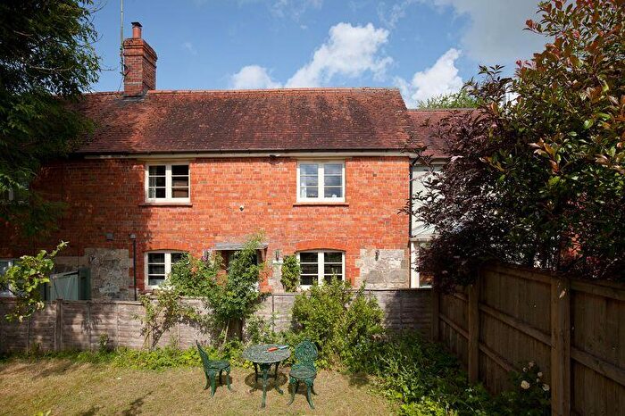 3 Bedroom Semi Detached House For Sale In Hindon, SP3