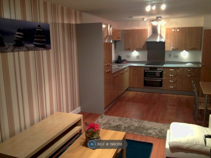 1 Bedroom Flat To Rent In Pulse Court, Romford, RM7
