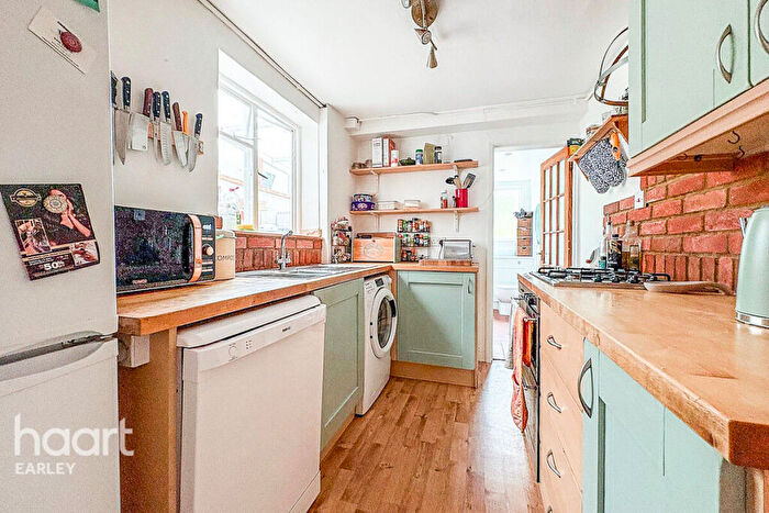 4 Bedroom Terraced House To Rent In Queens Road, Reading, RG4