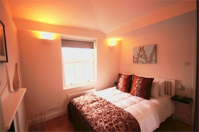 2 Bedroom Flat To Rent In Gloucester Place, London, NW1