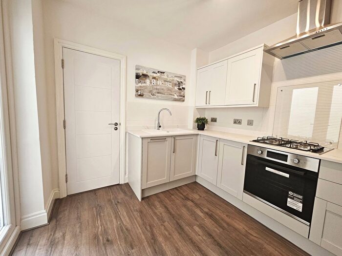 1 Bedroom Flat For Sale In Sandy Park Road, Bristol, BS4