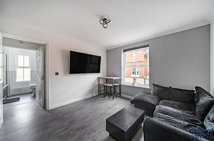 2 Bedroom Flat For Sale In Dyson Road, Redhouse, Swindon, SN25