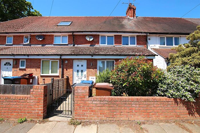 2 Bedroom Terraced House For Sale In Birchfield Road East, Northampton, NN3