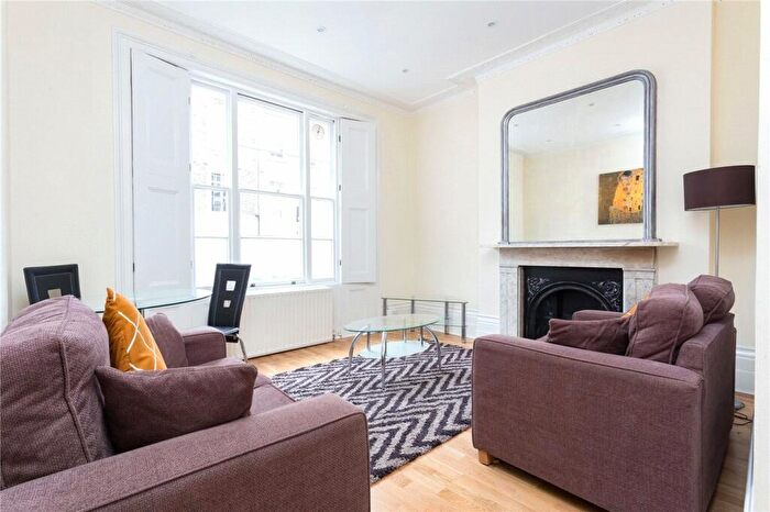 1 Bedroom Apartment To Rent In Almeida Street, London, N1