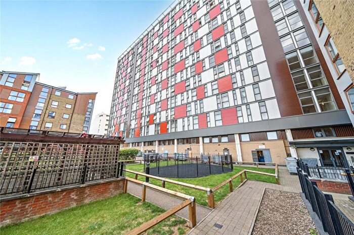 2 Bedroom Flat For Sale In London Road, Croydon, CR0