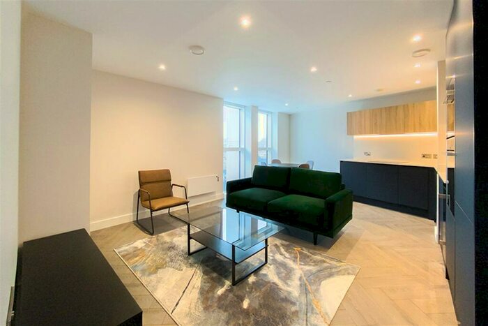 1 Bedroom Apartment To Rent In Castle Wharf, M15