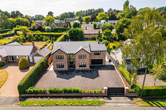 5 Bedroom Detached House For Sale In Meadow Drive, Prestbury, SK10