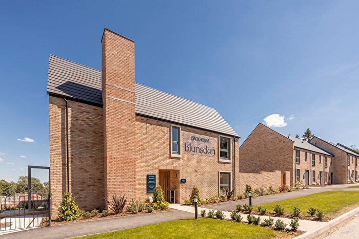 4 Bedroom Detached House For Sale In Thames View, Blunsdon, SN26