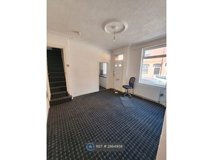 2 Bedroom Terraced House To Rent In Woodview Terrace, Leeds, LS11