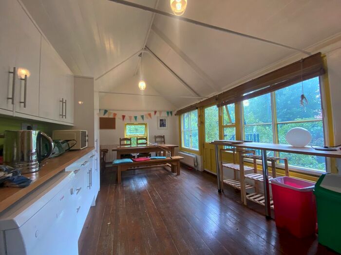 2 Bedroom Terraced House To Rent In St. Pauls Road, London, N1